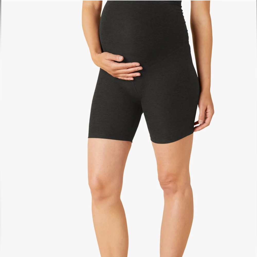 Beyond Yoga Spacedye Maternity Biker Short in XS in Darkest Night